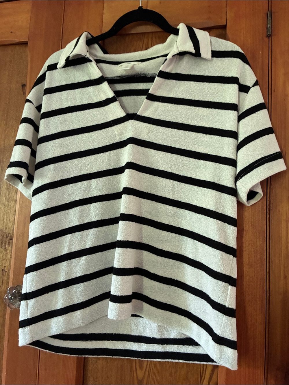 10/25$ 🥳 Striped Short-Sleeve Polo Top in Black and White